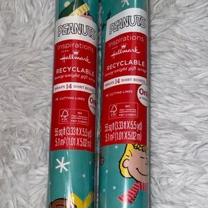 Peanuts Recyclable Gift Wrap with Red and Green